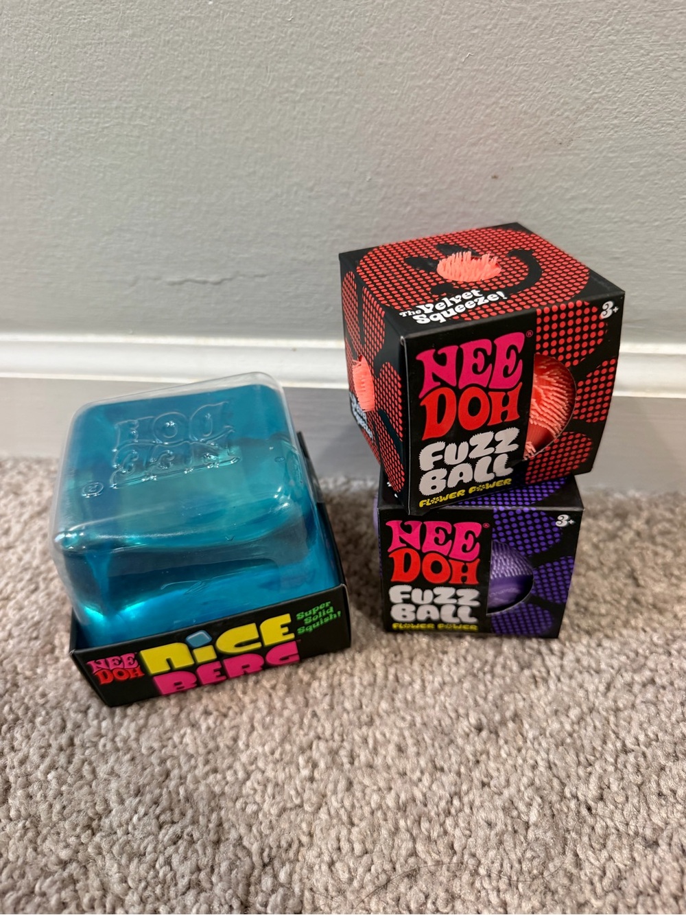 Needoh lot (Nice Burg and Flower Power fuzz balls)